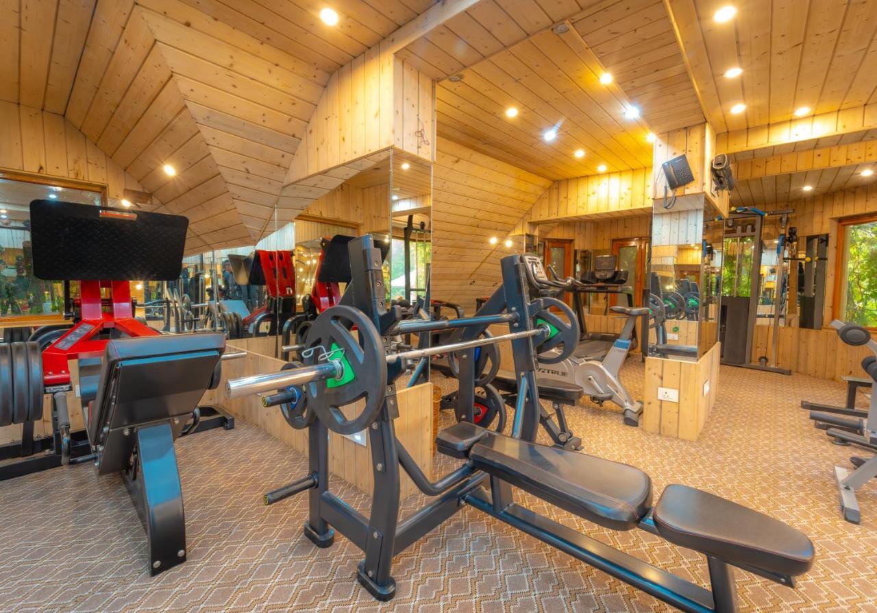 Hotel Mirage Srīnagar Dış mekan fotoğraf